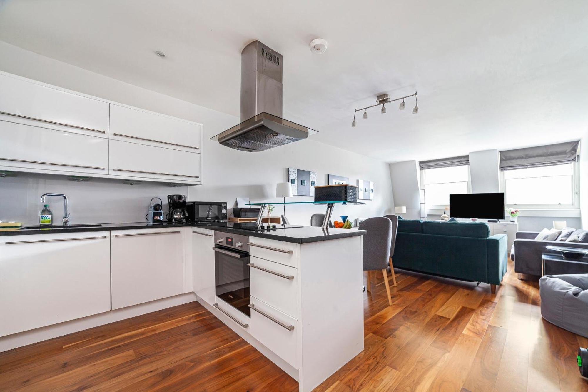 Deluxe Holborn Two Bedroom Apartment London Luaran gambar