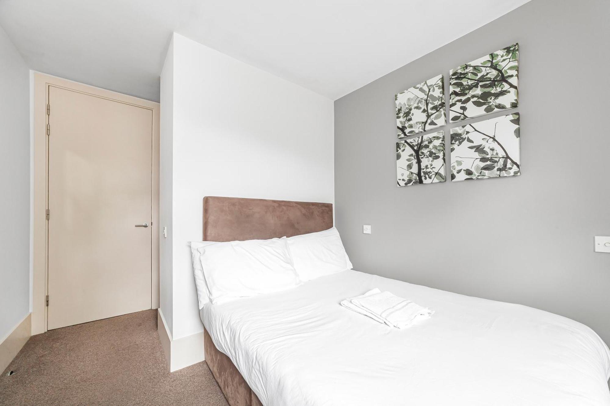 Deluxe Holborn Two Bedroom Apartment London Luaran gambar
