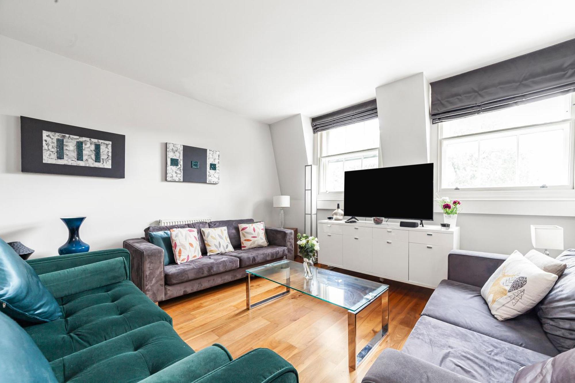 Deluxe Holborn Two Bedroom Apartment London Luaran gambar