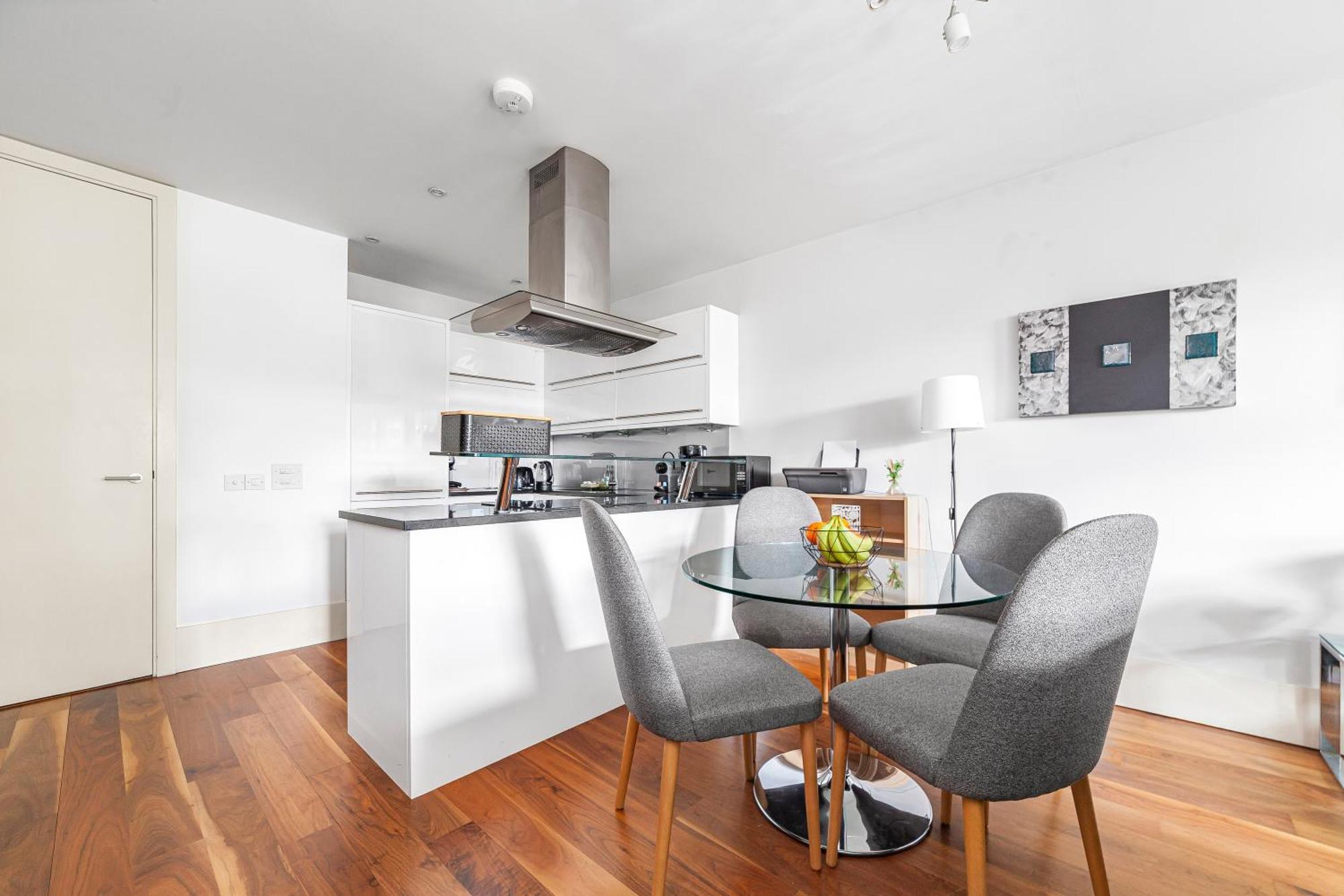 Deluxe Holborn Two Bedroom Apartment London Luaran gambar